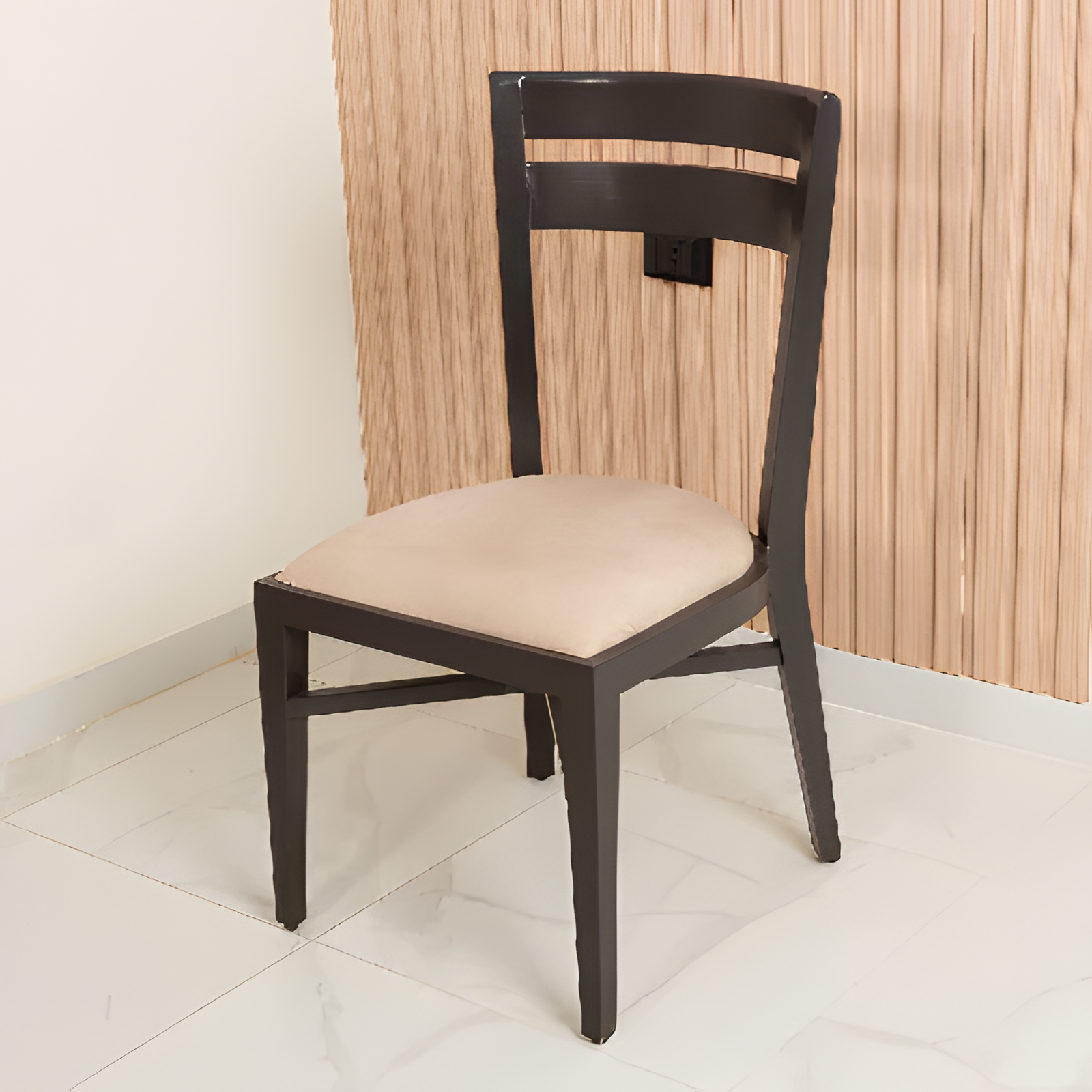 Dining table with 4 chairs - Image 2