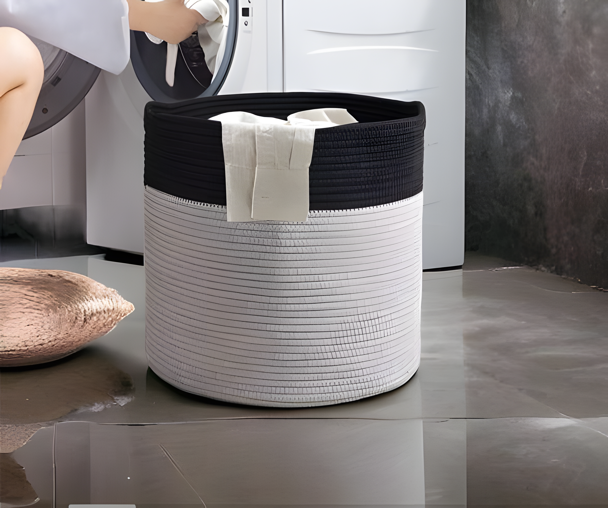 Alya Laundry Basket