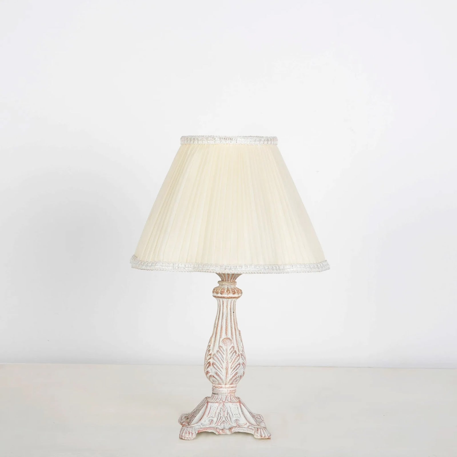 New Classic Table Lamp -VL-TBS-496466
