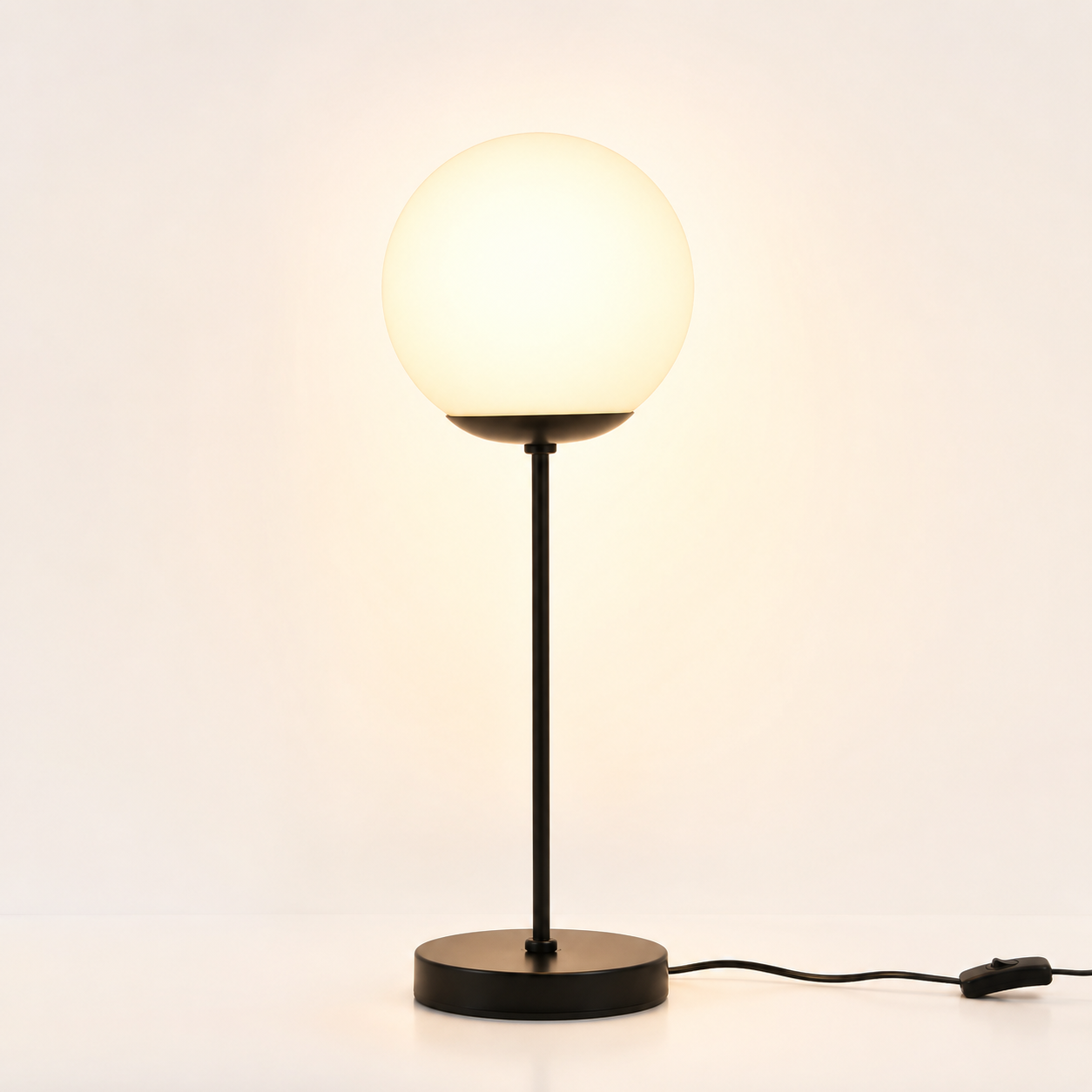 Modern Globe Table Lamp -VL-TBS-570540 - Image 3