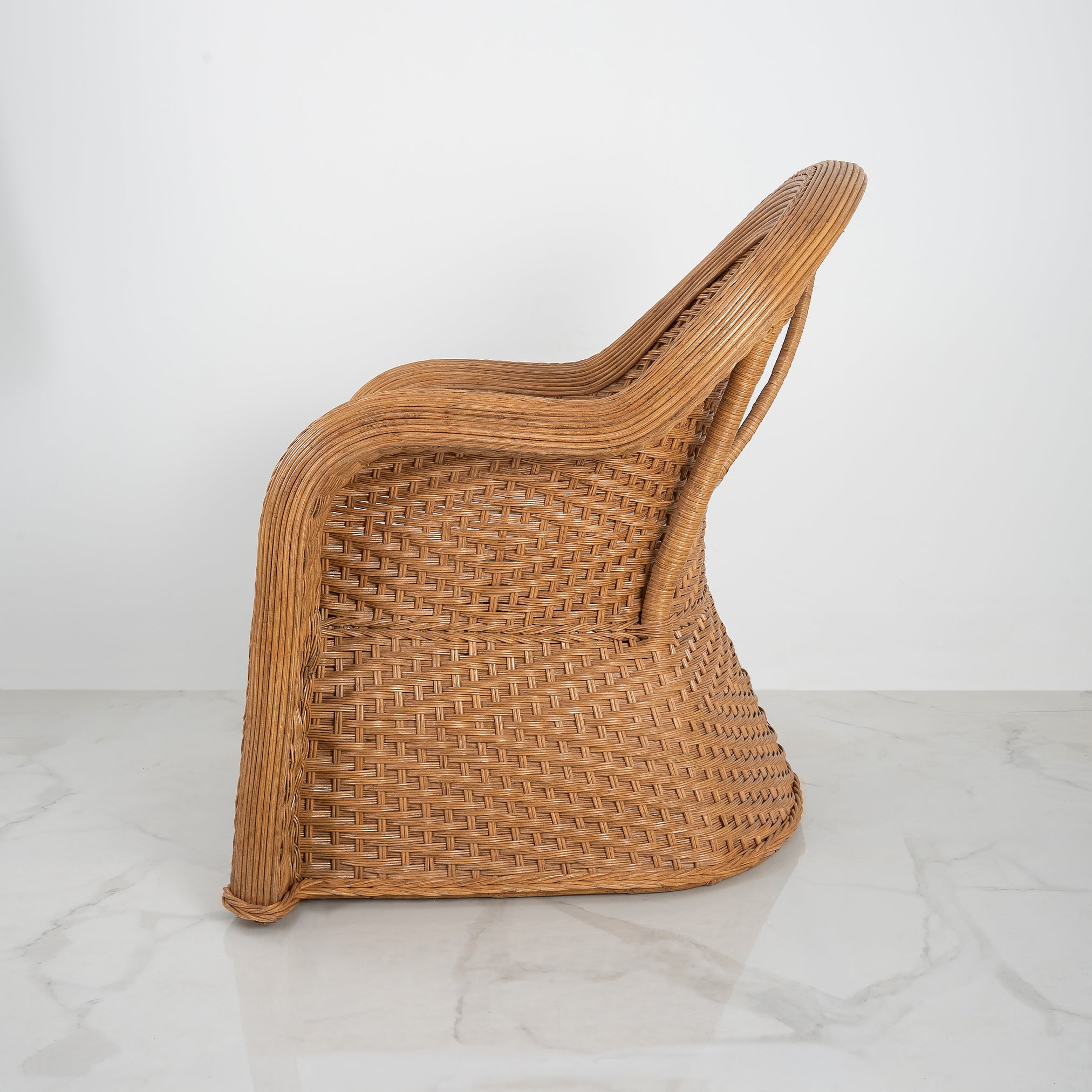 Dreamers Light Spacious Bamboo Lounge Armchair - Image 2