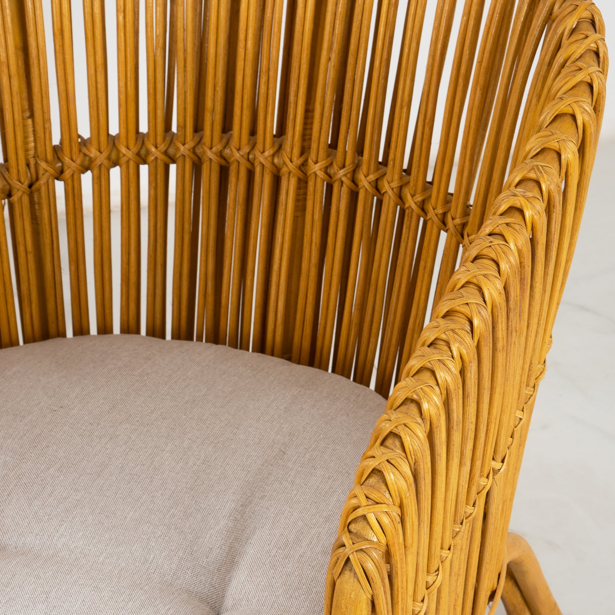 Light Satchel Outdoor Bamboo Armchair with Cushion - Image 2