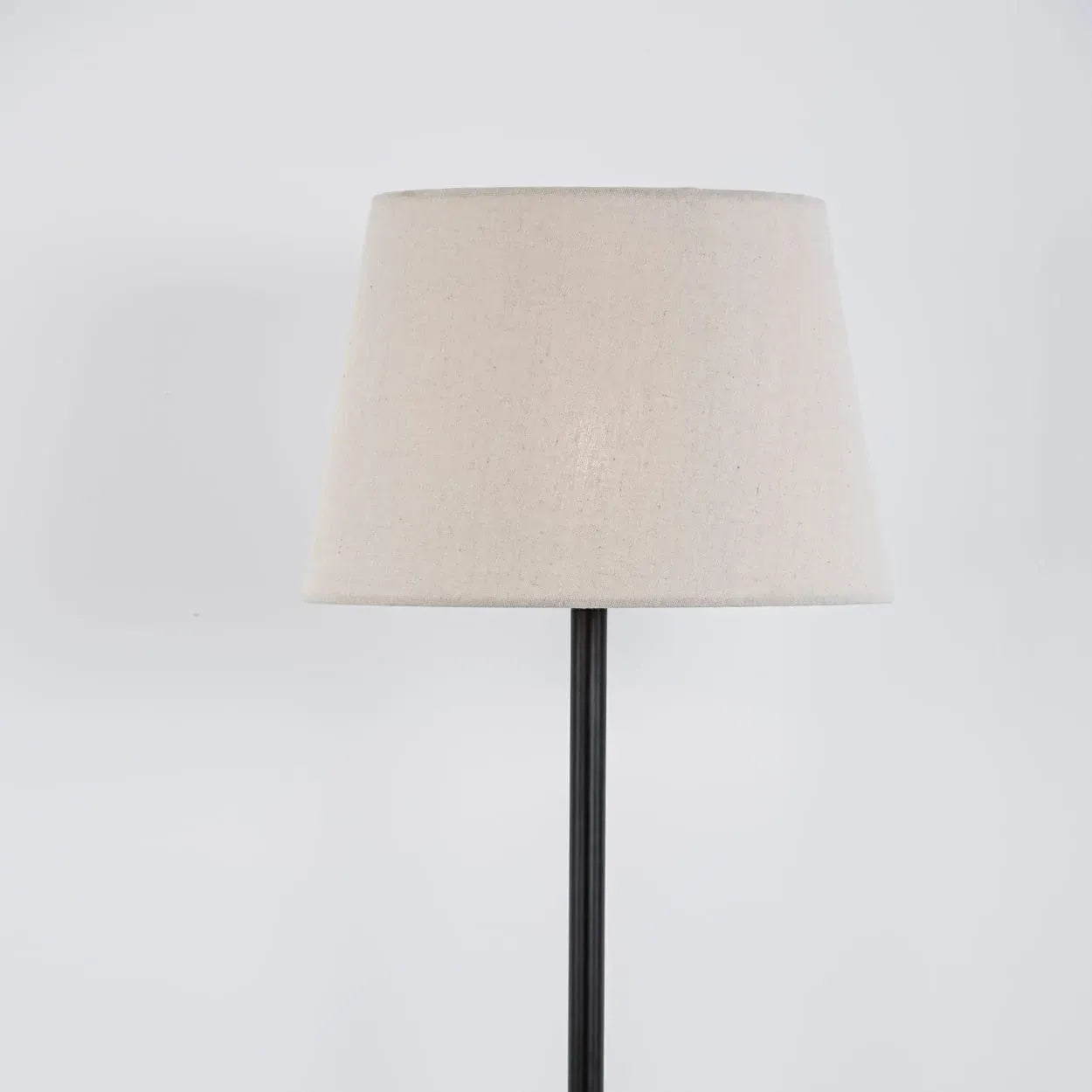 Modern Floor Lamp -VL-TBS-1017987 - Image 2