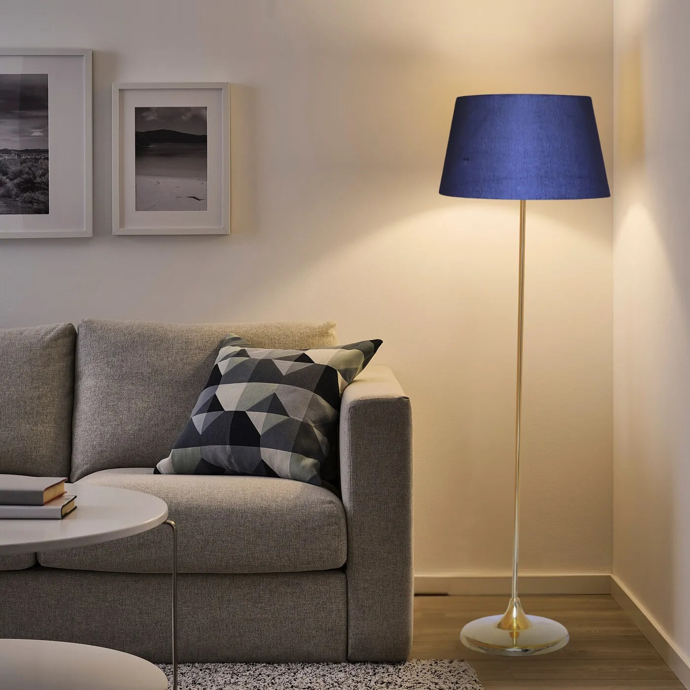 Modern Floor Lamp -VL-TBS-1016986 - Image 2