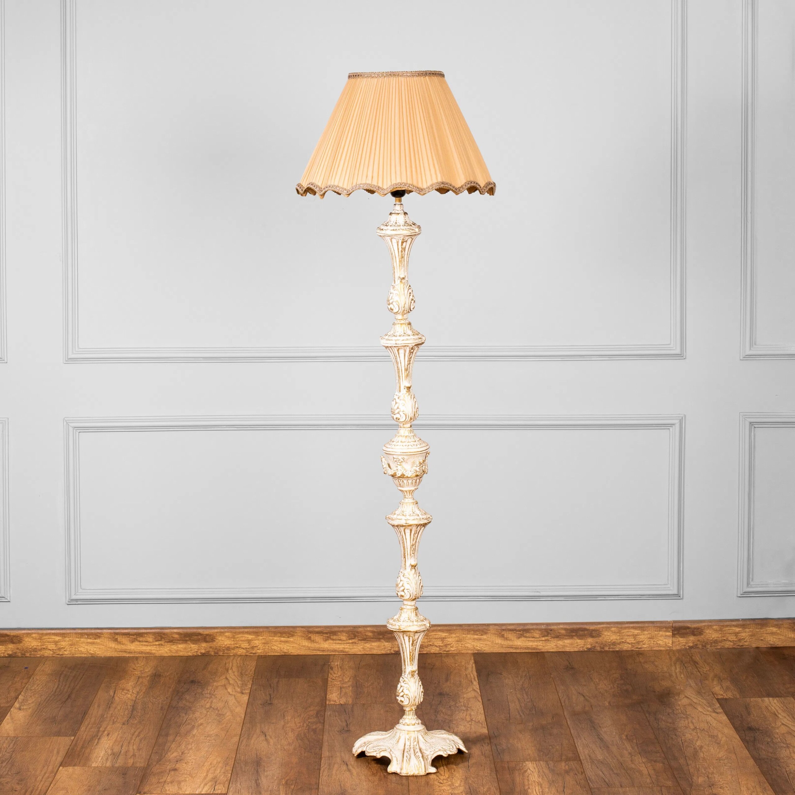 New Classic Floor Lamp -VL-TBS-926896 - Image 2