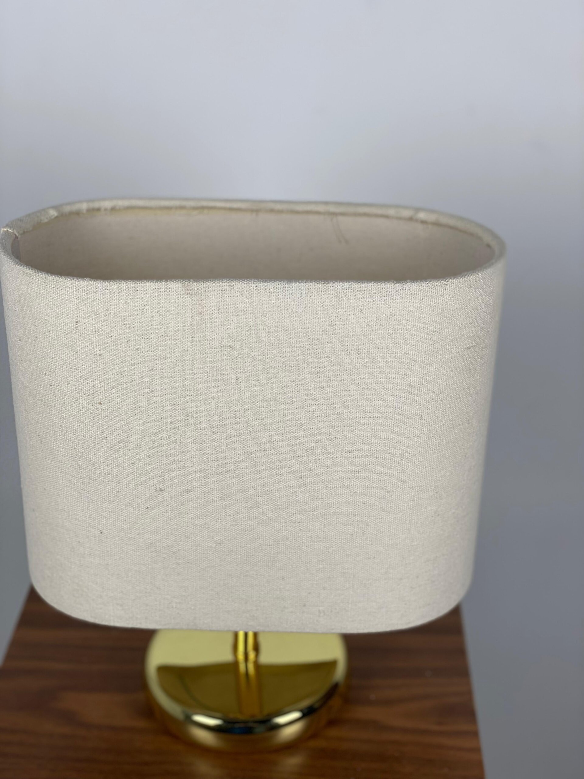 Modern Table Lamp -VL-TBS-582552 - Image 2