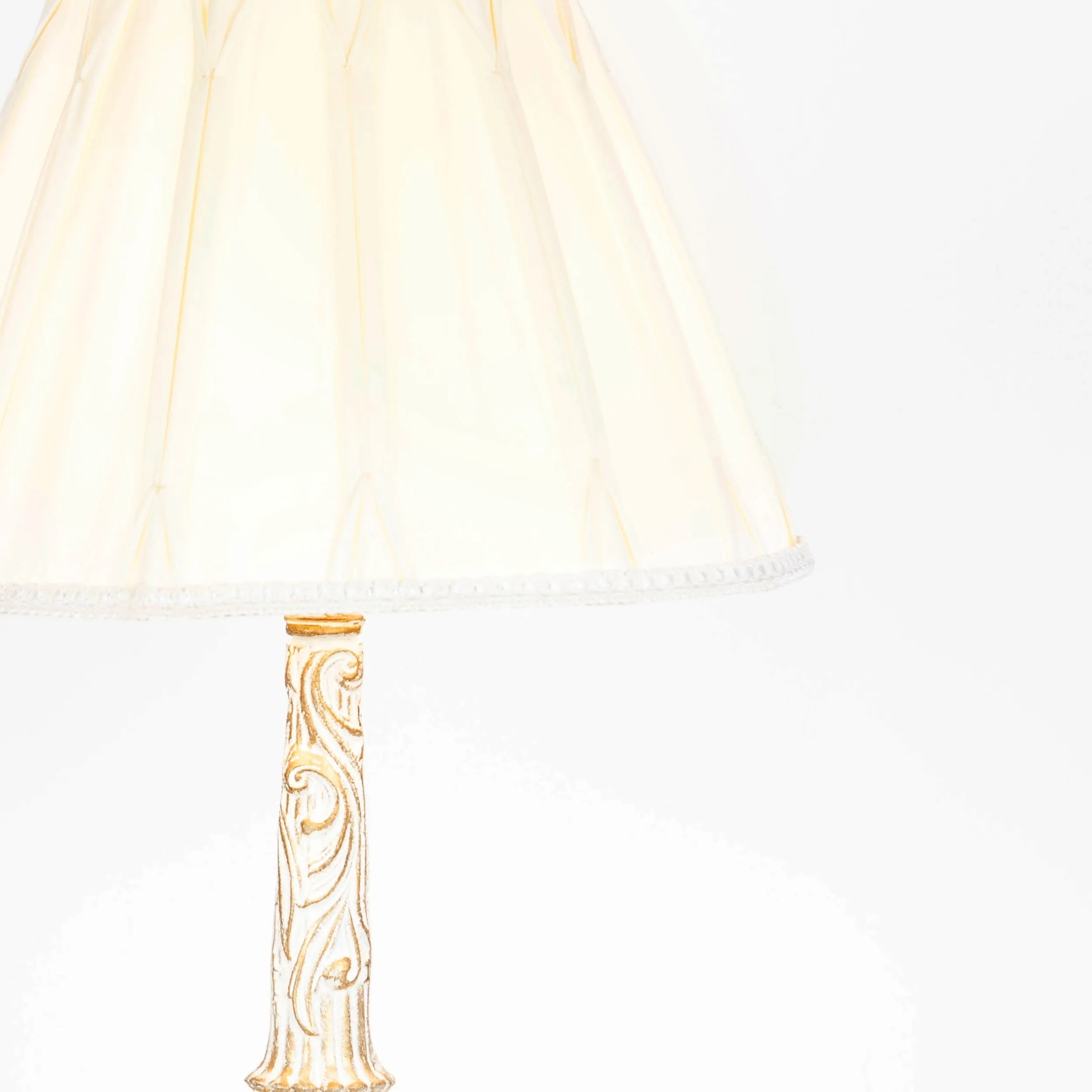New Classic Table Lamp -VL-TBS-524494 - Image 2
