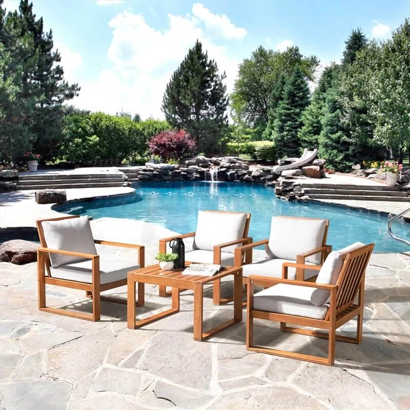 Outdoor Set - White & Beige